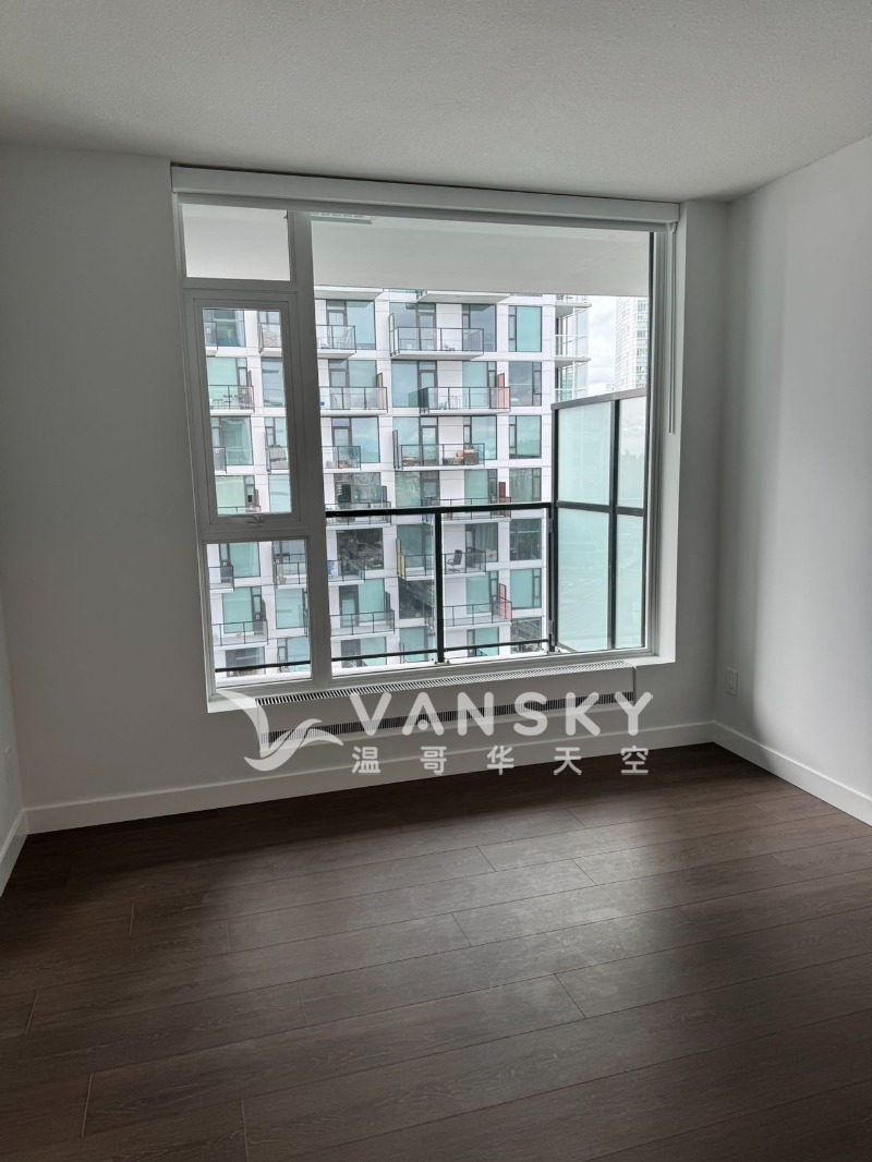 250514090013_master bedroom.jpg